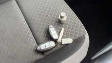 Nissan Juke 1.0 DiG-T N-Connecta 5dr Petrol Hatchback